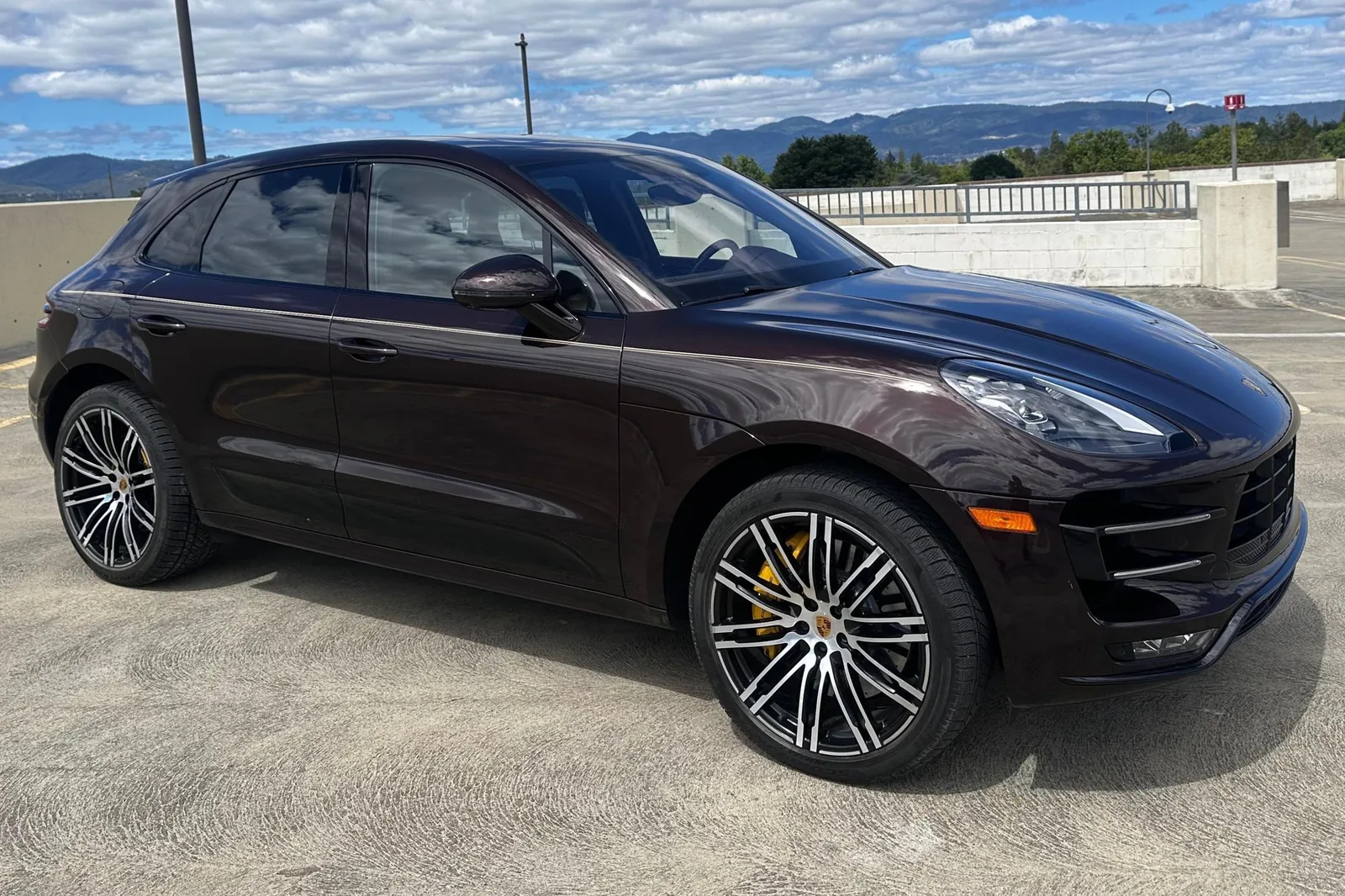 2018 Porsche Macan Turbo