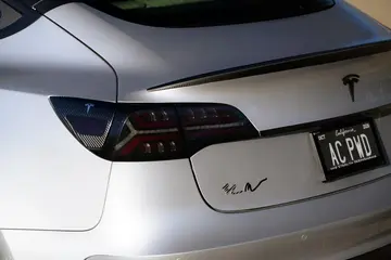 Vehicle image 34