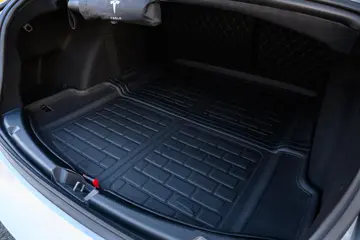 Vehicle image 136