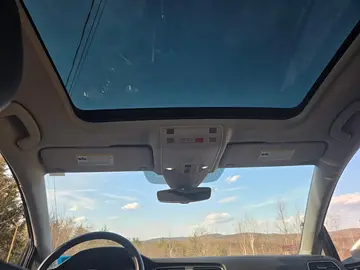 Vehicle image 48