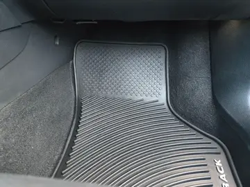 Vehicle image 58