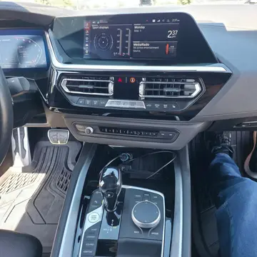 Vehicle image 38