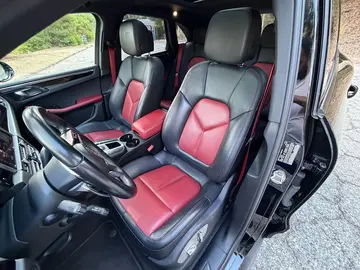 Vehicle image 39