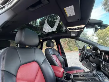 Vehicle image 62