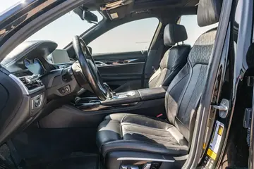 Vehicle image 42
