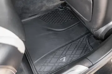 Vehicle image 72
