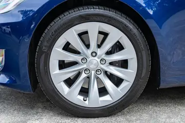 Vehicle image 31