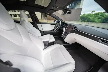 Vehicle image 41