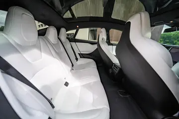 Vehicle image 44