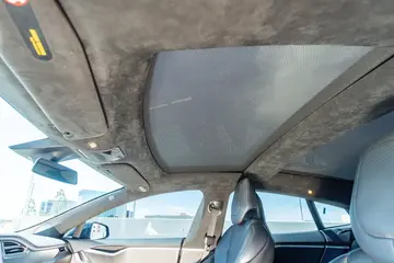 Vehicle image 90