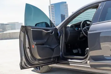 Vehicle image 106