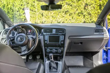 Vehicle image 22