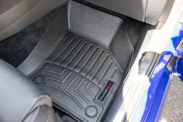 Vehicle image 52