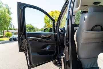 Vehicle image 101