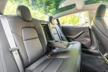 Vehicle image 70