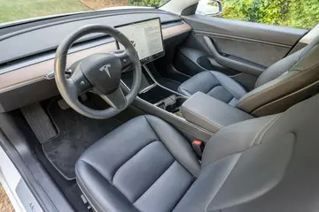 Vehicle image 72