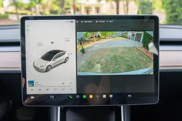Vehicle image 101