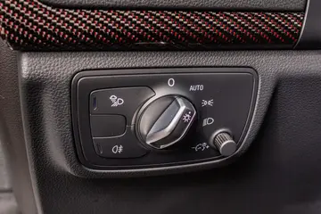 Vehicle image 91
