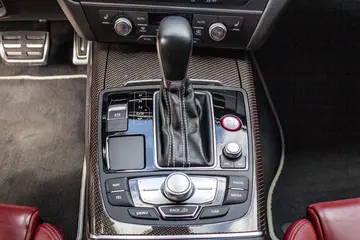 Vehicle image 103