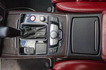Vehicle image 108