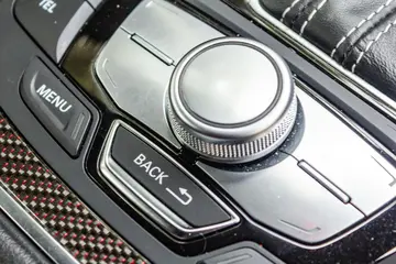 Vehicle image 110
