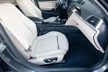 Vehicle image 41