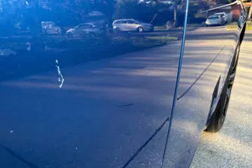 Vehicle image 21