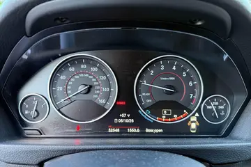 Vehicle image 40