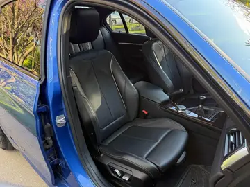 Vehicle image 41