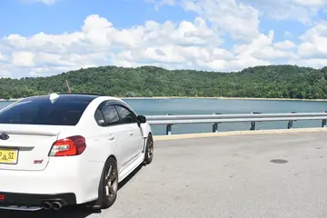 Vehicle image 48