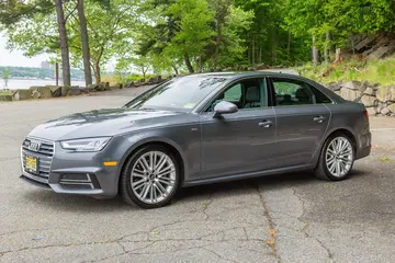 2018 Audi A4 2.0T Quattro Premium Plus Sedan