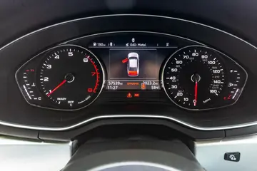 Vehicle image 47