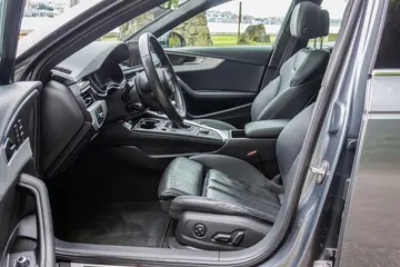 Vehicle image 48