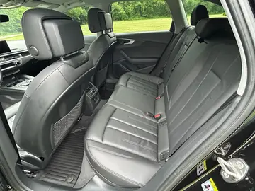 Vehicle image 41