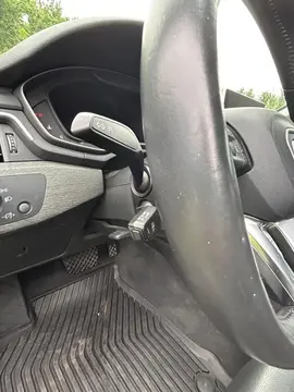 Vehicle image 48