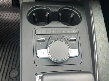 Vehicle image 62