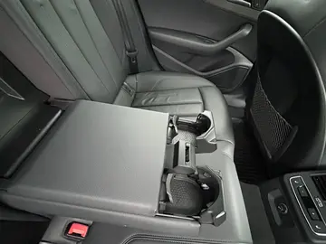 Vehicle image 68