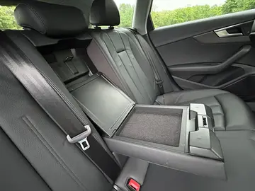 Vehicle image 69