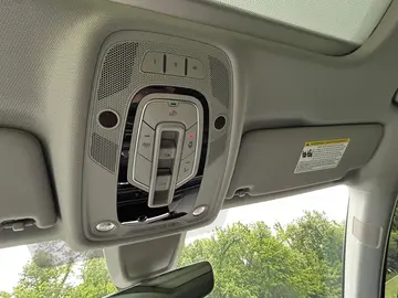 Vehicle image 71
