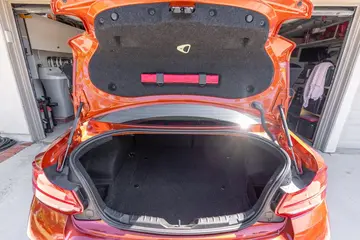 Vehicle image 73