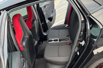 Vehicle image 41