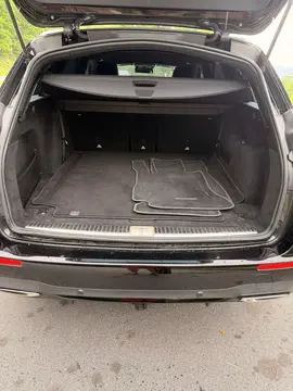 Vehicle image 51