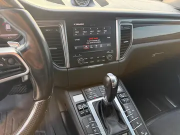 Vehicle image 43