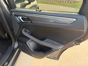 Vehicle image 70