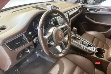 Vehicle image 51
