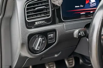 Vehicle image 63
