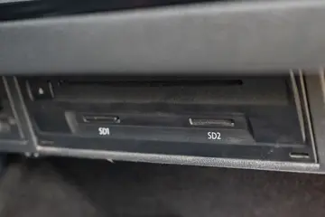 Vehicle image 74
