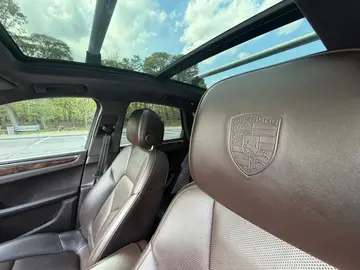 Vehicle image 70
