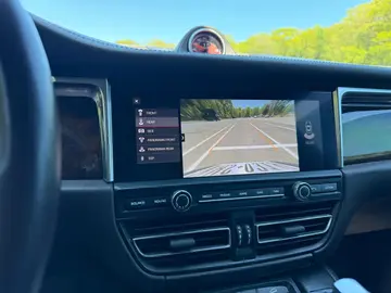 Vehicle image 89