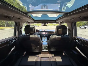 Vehicle image 106